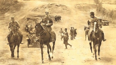 KUCNUO JE ČAS ZA POVRATAK SRPSKE VOJSKE U OTADŽBINU: Početkom ofanzive 15. septembra prvu pobedu nad Bugarima ostvarila je srpska Prva armija KUCNUO JE ČAS ZA POVRATAK SRPSKE VOJSKE U OTADŽBINU: Početkom ofanzive 15. septembra prvu pobedu nad Bugarima ostvarila je srpska Prva armija
