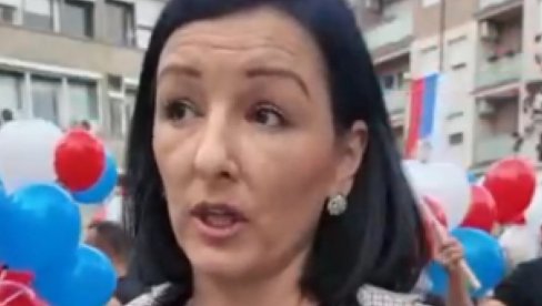 МУКА МИ ЈЕ ОД БЛОКАДА Мајка из Старе Пазове послала моћну поруку:Желим да моја деца наставе школовање без проблема, зато подржавам Вучића