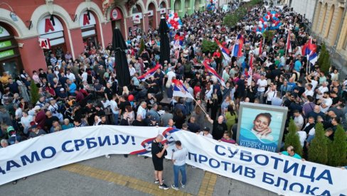 МОРЕ ЉУДИ У СУБОТИЦИ: Народ не жели блокаде, жели мир и стабилност МОРЕ ЉУДИ У СУБОТИЦИ: Народ не жели блокаде, жели мир и стабилност