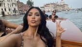 KIM KARDAŠIJAN DOŠLA U VENECIJU I OBRUKALA SE: Niko nije mogao da gleda u kreaciju koju je odlučila da ponese! (FOTO)