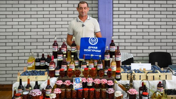 „Дунав осигурање“ на 20. Сајму шљива у Осечини: Губитак рода кошта много више од премије! „Дунав осигурање“ на 20. Сајму шљива у Осечини: Губитак рода кошта много више од премије!