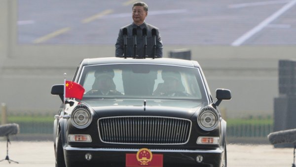 СВЕТ НЕ СМЕ ДА БУДЕ ЏУНГЛА Си поручио: Кина је непобедива и позвао на поштовање међународне правде (ВИДЕО) СВЕТ НЕ СМЕ ДА БУДЕ ЏУНГЛА Си поручио: Кина је непобедива и позвао на поштовање међународне правде (ВИДЕО)