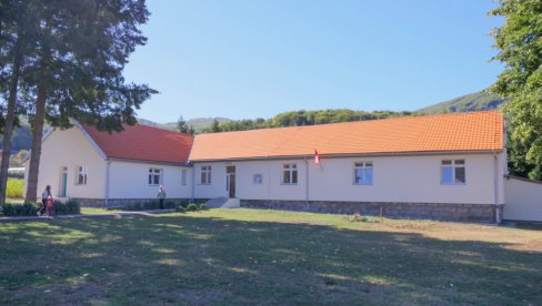 REKONSTRUKCIJA POSLE SEDAM DECENIJA: Obnovljena škola u selu grnčara REKONSTRUKCIJA POSLE SEDAM DECENIJA: Obnovljena škola u selu grnčara