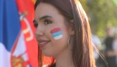 БОРЧА ПРОТИВ БЛОКАДА: Погледајте фотографије са народног скупа (ФОТО)