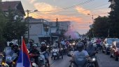 ОГРОМНА КОЛОНА: Бајкери на скупу грађана против блокада у Борчи (ВИДЕО) ОГРОМНА КОЛОНА: Бајкери на скупу грађана против блокада у Борчи (ВИДЕО)