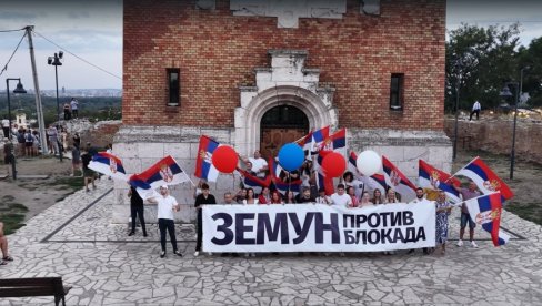 МОЋАН СНИМАК ИЗ ЗЕМУНА: Овако је изгледао скуп против блокада (ВИДЕО)
