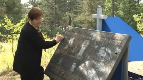 NJEGA NE MOŽE VRATITI NIKO NATO pobio mlade Srbe, Mirkova majka Milica svake godine posećuje mesto gde joj je sin poginuo (VIDEO) NJEGA NE MOŽE VRATITI NIKO NATO pobio mlade Srbe, Mirkova majka Milica svake godine posećuje mesto gde joj je sin poginuo (VIDEO)