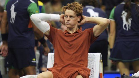 ЗВЕРЕВ СЕ НЕ ПИТА НИШТА: Синер му је у Паризу препустио само један гем!