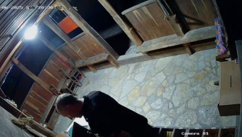 SLIKA I PRILIKA BLOKADERA: Drže predavanja o poštenju, moralu i pravdi, a kradu donacije iz crkve (VIDEO) SLIKA I PRILIKA BLOKADERA: Drže predavanja o poštenju, moralu i pravdi, a kradu donacije iz crkve (VIDEO)