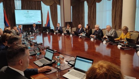 MINIĆ NAJAVIO: Naredne sedmice zajednička sednica vlada Srpske i Srbije MINIĆ NAJAVIO: Naredne sedmice zajednička sednica vlada Srpske i Srbije