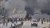 ПОЛИЦИЈСКИ ЧАС У КАТМАНДУУ: Војска патролира улицама