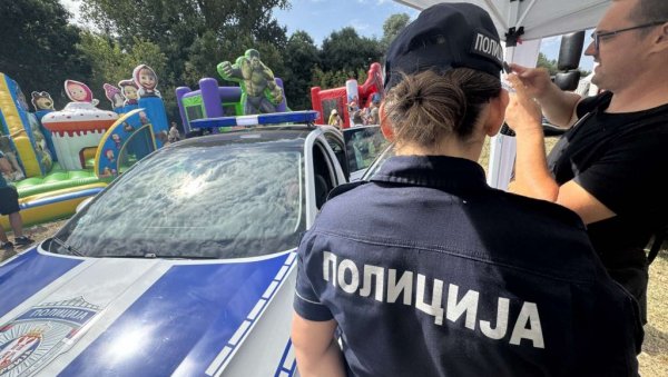 ФАЛСИФИКОВАЛИ И ЗЛОУПОТРЕБИЛИ ПЛАТНЕ КАРТИЦЕ