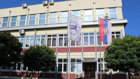 НАСТАВА  ПОЧИЊЕ  3. НОВЕМБРА? На новосадском ДИФ готово на корак до потпуне нормализације наставе