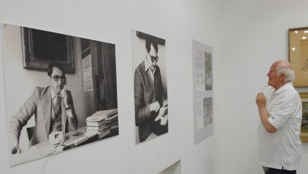 ДИСКРЕТНИ ХЕРОЈ БАШТИНЕ: У краљевачком музеју отворена изложба посвећена Милораду Микију Михаиловићу ДИСКРЕТНИ ХЕРОЈ БАШТИНЕ: У краљевачком музеју отворена изложба посвећена Милораду Микију Михаиловићу