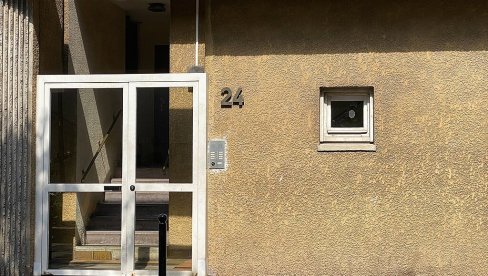ФЕНОМЕН - ШУТНИ ЛОПТУ ПРАВО У ОТВОРЕН ПРОЗОР: Нова врста фудбалског надметања названа рашље из еврија ухватила маха у Француској