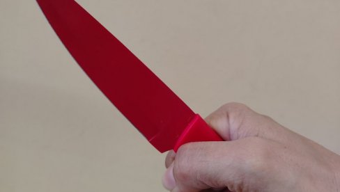 ШТА МЕ ГЛЕДАШ, ПА ИЗВУКАО НОЖ: Оптужница за покушај убиства