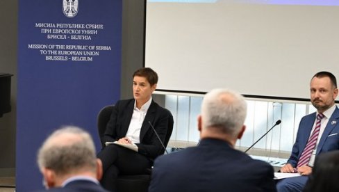 БРНАБИЋ У БРИСЕЛУ: Дијалог је кључ за напредак Србије ка Европској унији БРНАБИЋ У БРИСЕЛУ: Дијалог је кључ за напредак Србије ка Европској унији