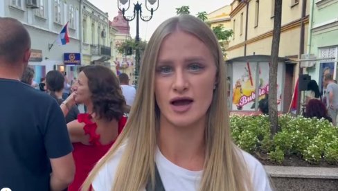ЈАСНА ПОРУКА ИЗ РАШКЕ: Морамо се на миран начин борити против свега што кочи нашу Србују (ВИДЕО) ЈАСНА ПОРУКА ИЗ РАШКЕ: Морамо се на миран начин борити против свега што кочи нашу Србују (ВИДЕО)