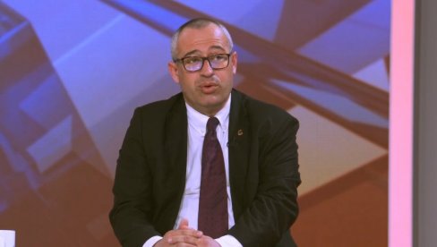 БЛОКАДЕРИ ХУЛИГАНИ НАПАЛИ ГОРАНА ПУЗИЋА: Псовали му мајку, претили убиством БЛОКАДЕРИ ХУЛИГАНИ НАПАЛИ ГОРАНА ПУЗИЋА: Псовали му мајку, претили убиством