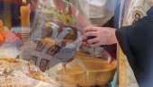 TO JE UVREDA ZA DOMAĆINA: U čemu Srbi greše kad idu na slavu