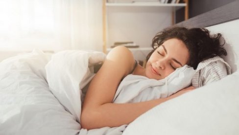 ZAŠTO SANJAMO BIVŠE LJUBAVI: Nesvesna poruka srca ili samo slučajnost