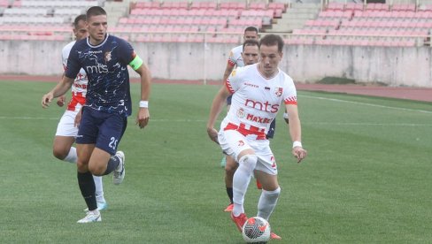 EMOTIVAN DAN NA ČAIRU! Srećković prvenac posvetio pokojnom dedi, Ilić ga proslavio sa porodicom na terenu (FOTO/VIDEO)