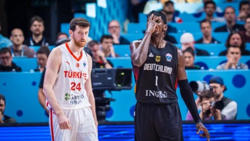 NAVIJAČI PARTIZANA U STRAHU! Da li Bonga ide u NBA ? Evo, zapravo kako stoje stvari sa MVP Evrobasketa NAVIJAČI PARTIZANA U STRAHU! Da li Bonga ide u NBA ? Evo, zapravo kako stoje stvari sa MVP Evrobasketa