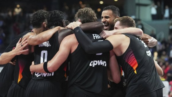 НЕМАЧКЕ БЕЗ БОНГЕ: Панцери објавили списак за дуеле са Хрватском!