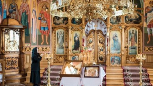 VERNICI SLAVE SVETOG JOANIKIJA: Dan posvećen PRVOM SRPSKOM PATRIJARHU