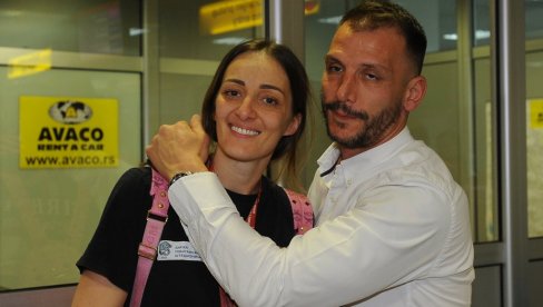 PUKLA LJUBAV! Razvode se Danilo Ikodinović i Maja Ognjenović PUKLA LJUBAV! Razvode se Danilo Ikodinović i Maja Ognjenović