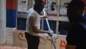 GRAD BEZBEDNIJI KAD JE IZA REŠETAKA: Ovako je Bogdan Jovičić hteo da spali ljude u Novom Sadu (VIDEO)