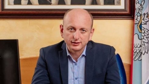 HITNO SE OGLASIO MILAN KNEŽEVIĆ: Crna Gora mora da sačuva stabilnost i dostojanstvo HITNO SE OGLASIO MILAN KNEŽEVIĆ: Crna Gora mora da sačuva stabilnost i dostojanstvo