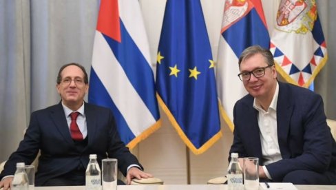 VUČIĆ SA ODLAZEĆIM AMBASADOROM KUBE: Srbija ostaje posvećena produbljivanju veza - Povezuje nas iskreno prijateljstvo (FOTO) VUČIĆ SA ODLAZEĆIM AMBASADOROM KUBE: Srbija ostaje posvećena produbljivanju veza - Povezuje nas iskreno prijateljstvo (FOTO)