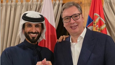 VUČIĆ SA ŠEIKOM NASEROM BIN HAMADOM: Još jedan važan gost na vojnoj paradi u Srbiji VUČIĆ SA ŠEIKOM NASEROM BIN HAMADOM: Još jedan važan gost na vojnoj paradi u Srbiji