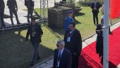 STIVEN SIGAL STIGAO NA VOJNU PARADU: Holivudski glumac među brojnim zvanicama u Beogradu (FOTO/VIDEO)