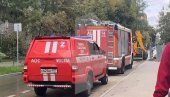 POGLEDAJTE SNIMAK SA MESTA TRAGEDIJE U MOSKVI: Urušila se škola, ima mrtvih (VIDEO) POGLEDAJTE SNIMAK SA MESTA TRAGEDIJE U MOSKVI: Urušila se škola, ima mrtvih (VIDEO)