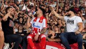 ДЕЛИЈЕ ГЛЕДАЈУ И НЕ ВЕРУЈУ! Звезда крварила у Нишу, а Немања Радоњић је једним потезом жестоко изнервирао навијаче