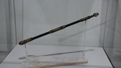 МИСТЕРИЈА ДИРИГЕНТСКЕ ПАЛИЦЕ МОКРАЊЦА: Израђена је у Немачкој 1903. године, а ово је прича о томе како се све десило МИСТЕРИЈА ДИРИГЕНТСКЕ ПАЛИЦЕ МОКРАЊЦА: Израђена је у Немачкој 1903. године, а ово је прича о томе како се све десило
