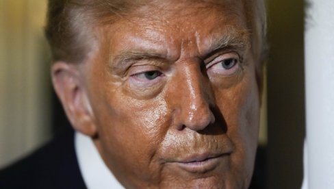 МИСЛИО САМ ДА ЋЕ БИТИ ДРУГАЧИЈЕ: Трамп упоредио решавање сукоба у Украјини и на Блиском истоку