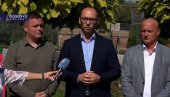 СИМИЋ: Наша обавеза да унапредимо положај нашег народа и у Истоку, и у Клини, и у Пећи (ВИДЕО)