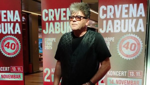 СВАКА ПОЗОРНИЦА ЈЕ НОВА МУЗИЧКА БАЈКА: Дражен Жерић Жера о јубилеју Црвене јабуке“ и популарности (ФОТО) СВАКА ПОЗОРНИЦА ЈЕ НОВА МУЗИЧКА БАЈКА: Дражен Жерић Жера о јубилеју Црвене јабуке“ и популарности (ФОТО)