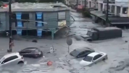 SUPERTAJFUN RAGASA SEJE SMRT I NOSI SVE PRED SOBOM: Puno mrtvih i nestalih, talasi provalili u hotele, izdato upozorenj 10 (VIDEO) SUPERTAJFUN RAGASA SEJE SMRT I NOSI SVE PRED SOBOM: Puno mrtvih i nestalih, talasi provalili u hotele, izdato upozorenj 10 (VIDEO)