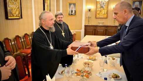 NA POZIV KOLEGE HODŽAJEVA: Lončar u poseti Belorusiji - razgovarao i sa mitropolitom Minska i Zaslavlja NA POZIV KOLEGE HODŽAJEVA: Lončar u poseti Belorusiji - razgovarao i sa mitropolitom Minska i Zaslavlja