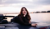 SA 22 GODINE POČELA KARIJERU: Pevačica sanja učešće na Pesmi za Evroviziju (FOTO) SA 22 GODINE POČELA KARIJERU: Pevačica sanja učešće na Pesmi za Evroviziju (FOTO)