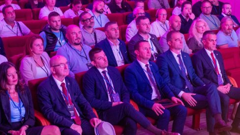 ODRŽAN PRVI „MEDITERRANEAN GAMING FESTIVAL“: Trebinje centar gejminga ODRŽAN PRVI „MEDITERRANEAN GAMING FESTIVAL“: Trebinje centar gejminga