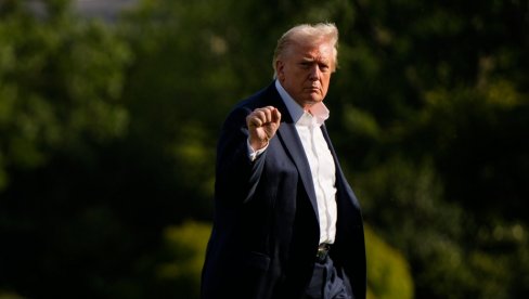 МОГУ ДА УНИШТЕ СВЕ ШТО ПОЖЕЛИМ: Трамп наручио 28 нових бомбардера (ВИДЕО)