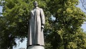 СТАЉИН ДА ИДЕ НА РЕФЕРЕНДУМ: Анализа Новости - Зашто је у Русији актуелизован повратак знамења из периода СССР