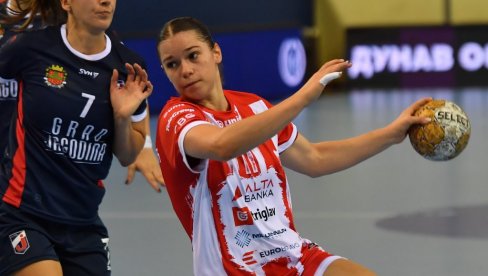 ODLUKA PADA NA BANJICI: Rukometašice Crvene zvezde izgubile od Estergoma