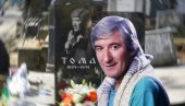 ПЕСМА КРИЈЕ СТРАШНУ ТУГУ: Тома Здравковић ју је отпевао кад је сазнао да умире