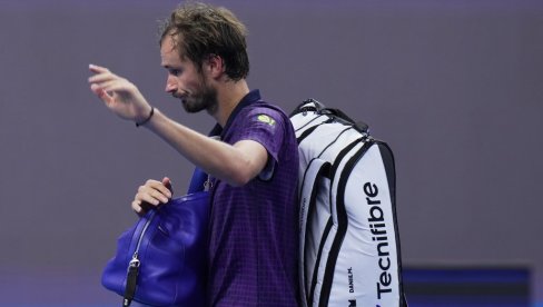 NOVI ŠOK NA MASTERSU U ŠANGAJU! Ispao i Danil Medvedev NOVI ŠOK NA MASTERSU U ŠANGAJU! Ispao i Danil Medvedev